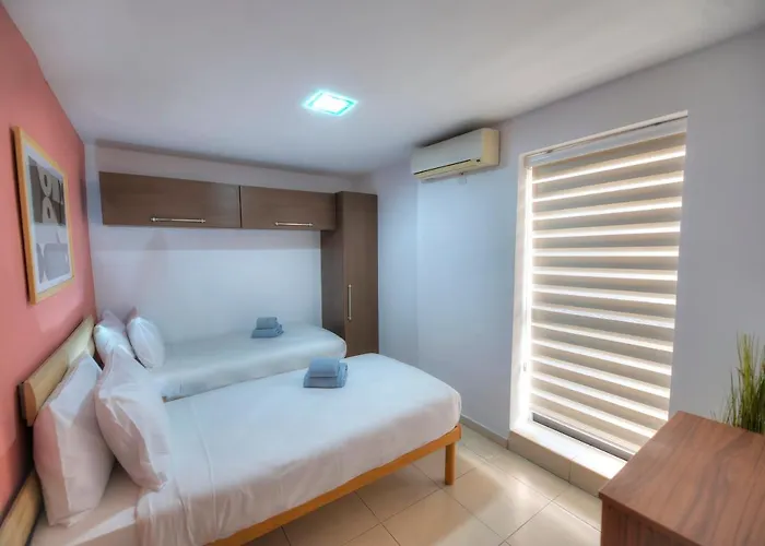 Comfortable 2bedrooms In Paceville, Balcony Jpor1-3 Saint Julian's