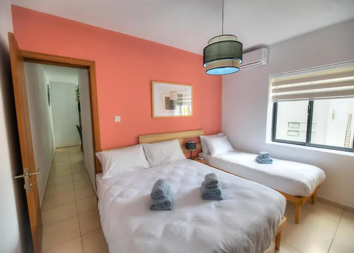 Comfortable 2bedrooms In Paceville, Balcony Jpor1-3 Apartment