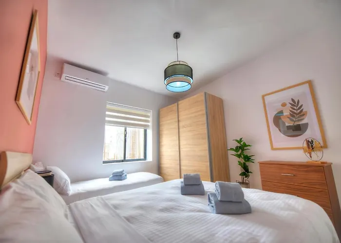 Comfortable 2bedrooms In Paceville, Balcony Jpor1-3 Apartment