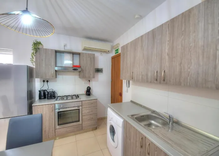 Apartment Comfortable 2bedrooms In Paceville, Balcony Jpor1-3 *